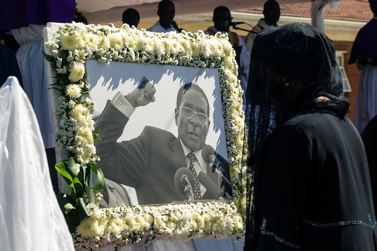 Zimbabwe's ex-president Robert Mugabe laid to rest 