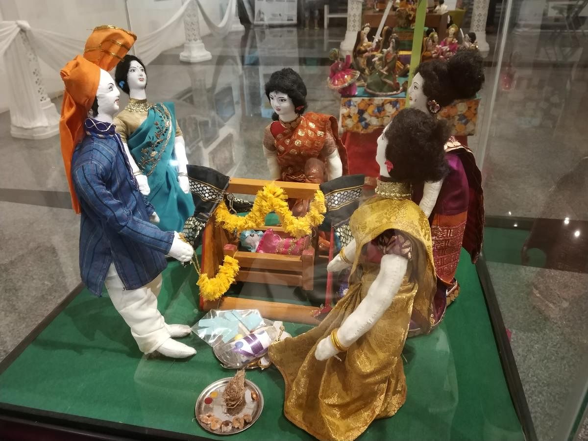 Dolls in all Indian likeness