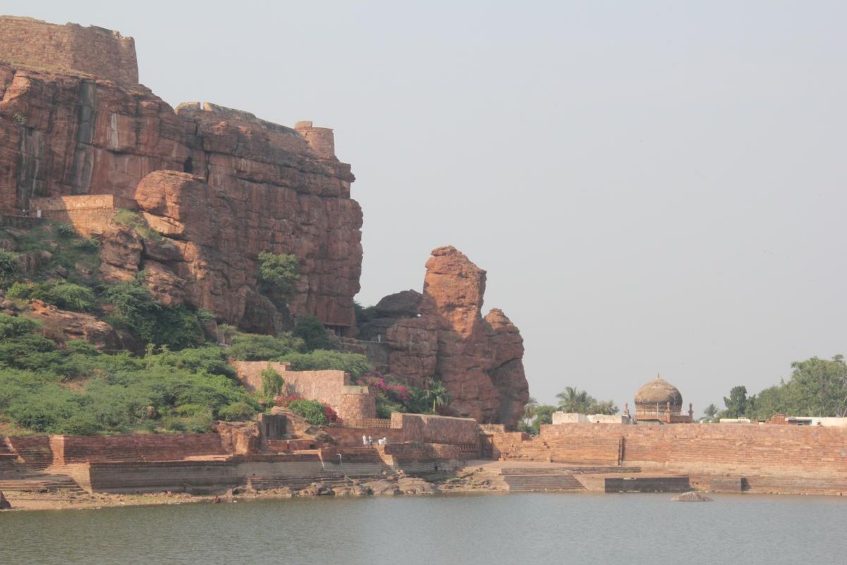 Nuts over Badami,Aihole & Pattadakal