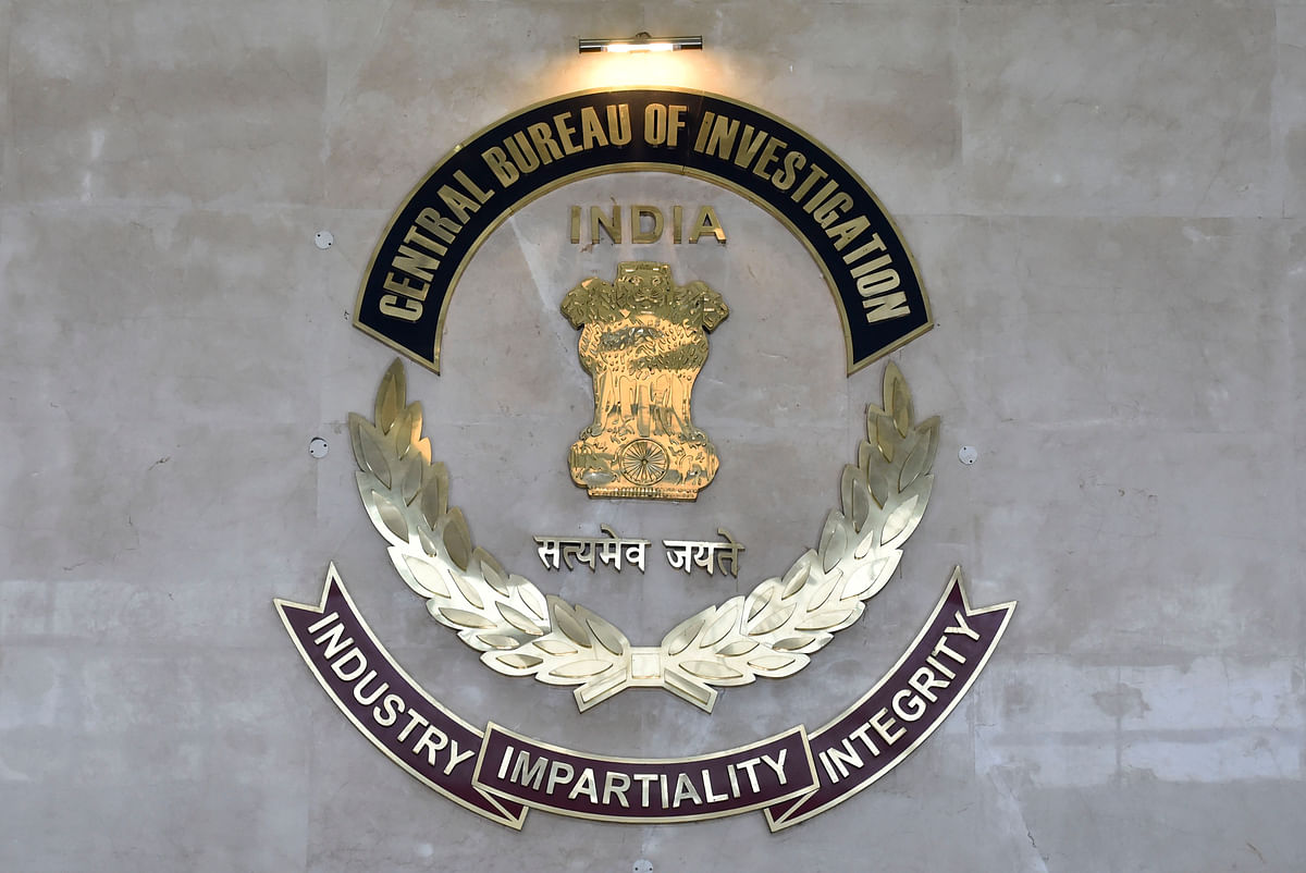 Court asks CBI about not challenging discharge orders