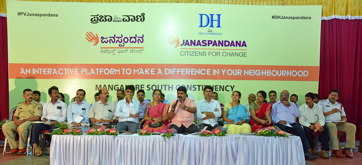 Flood of civic problems at DH-PV Janaspandana
