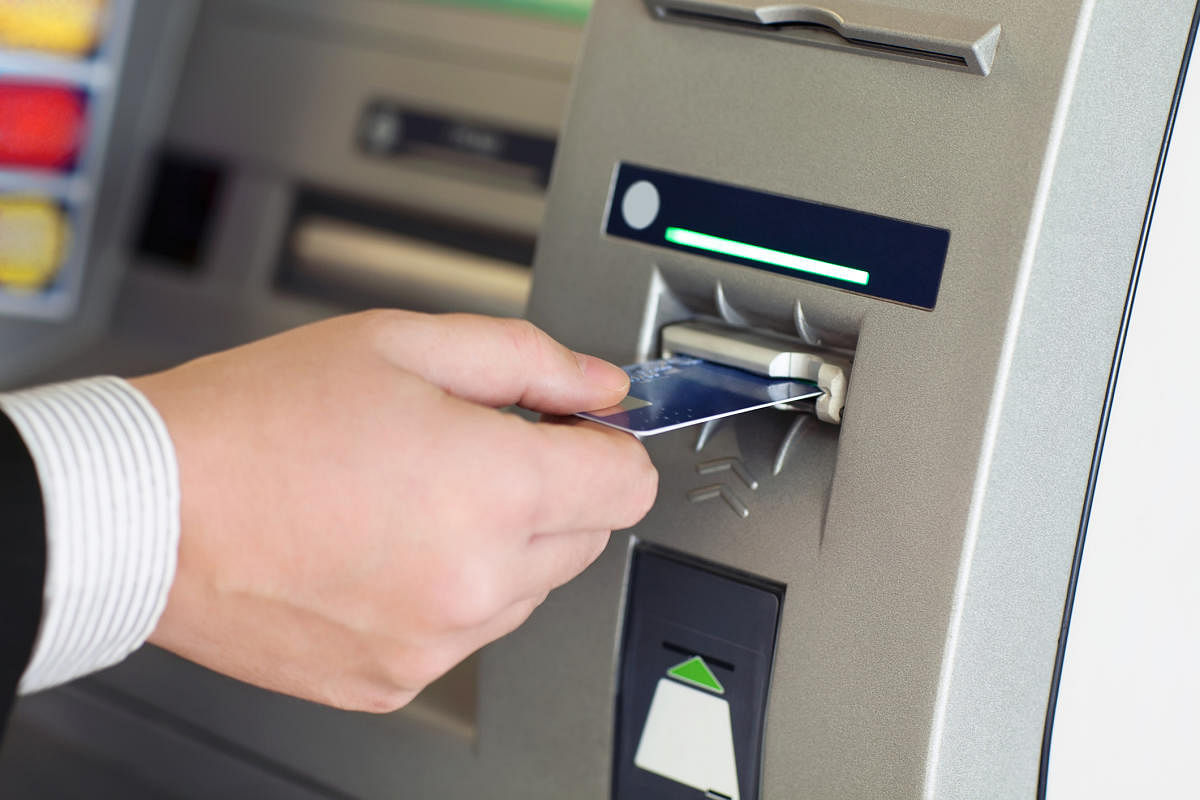 Using ATMs in IT hubs? Watch for skimmers