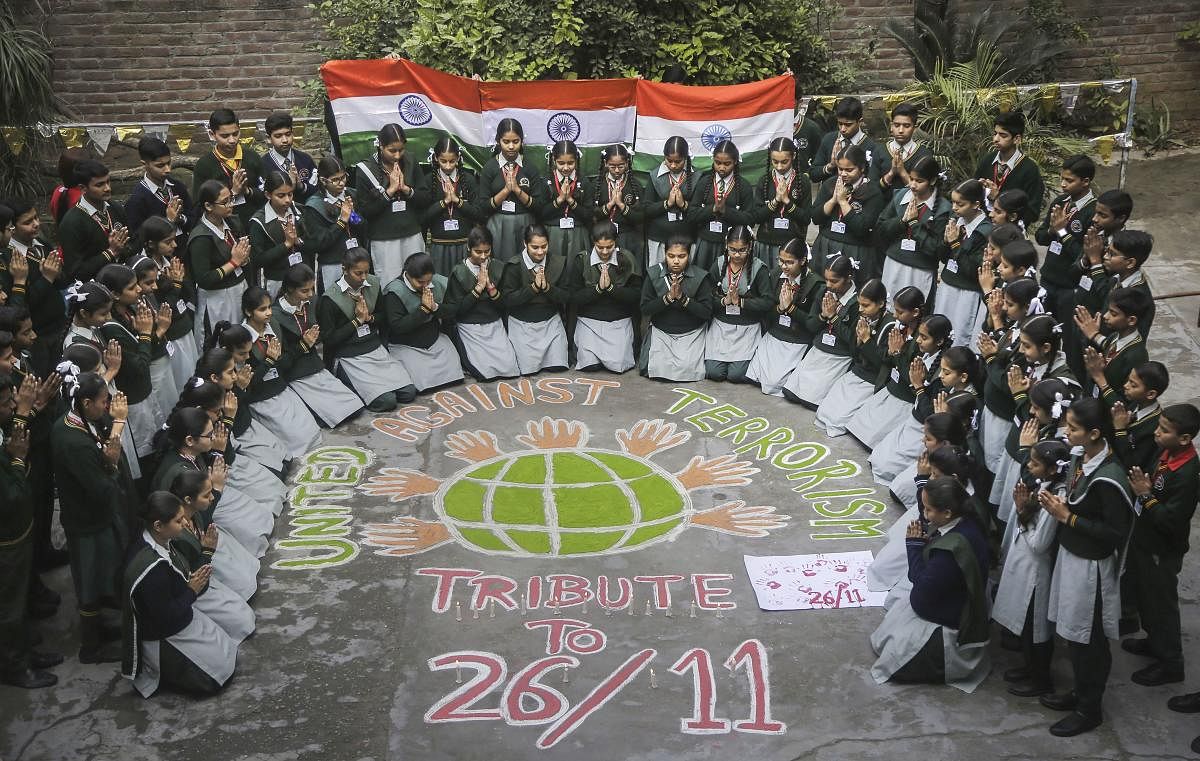 Tributes paid to martyrs on 11th anniversary of 26/11 