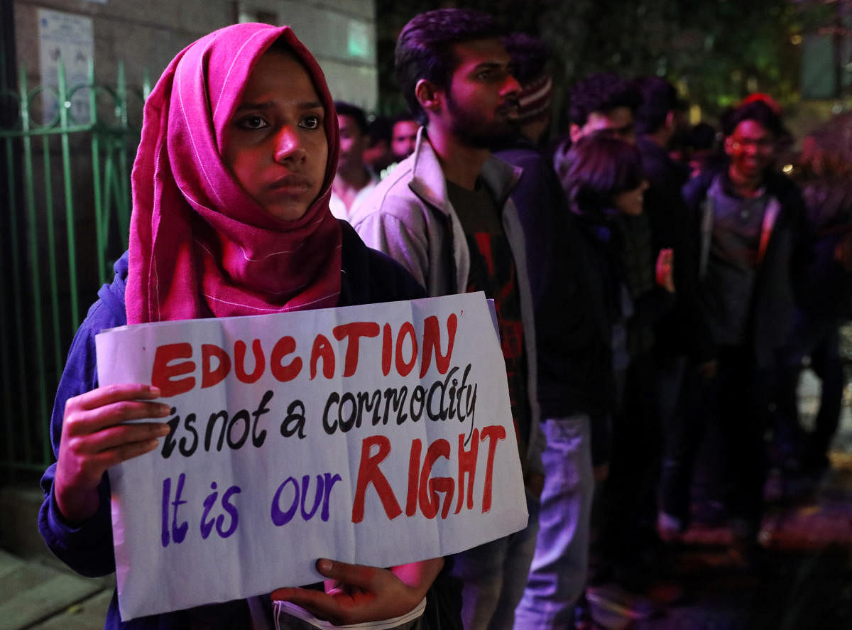 Protest over high cost of learning spreads to IIMC
