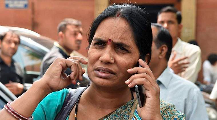 Want convicts hanged before Dec 16: Nirbhaya's mother