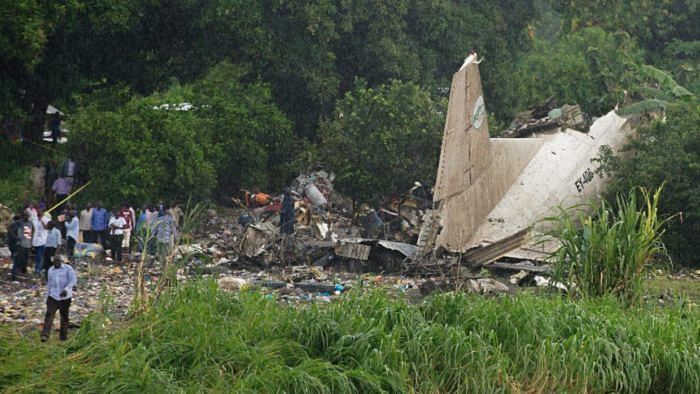 'Children among 18 killed in Sudan plane crash'