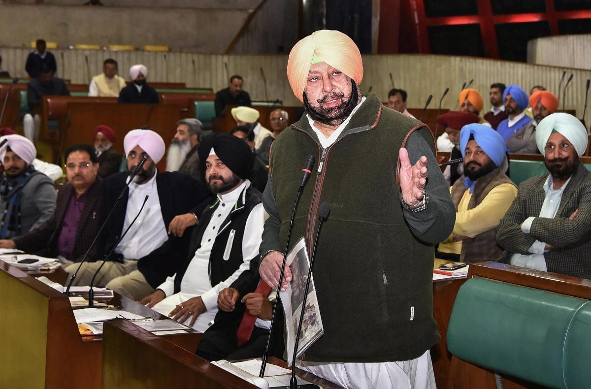 SAD, AAP MLAs walk out of Punjab Assembly during Governor's address