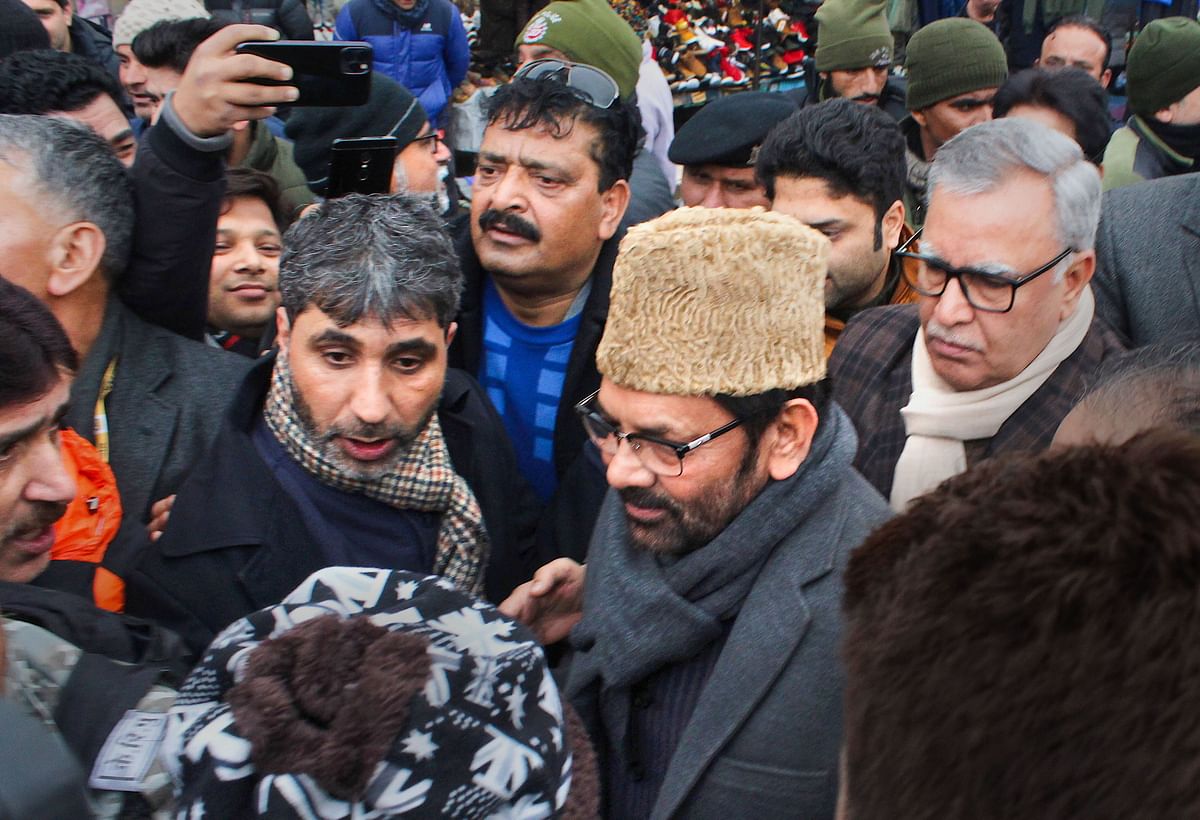 Naqvi interacts with locals at Srinagar's Lal Chowk