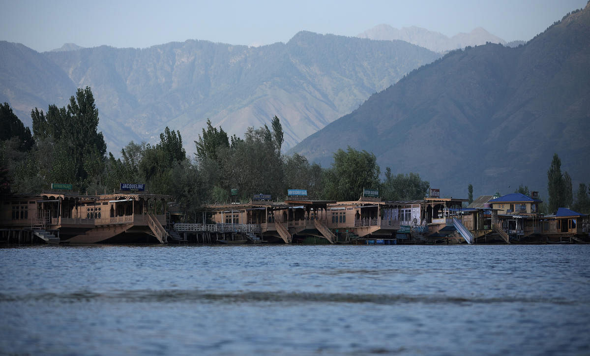 Dal Lake in Kashmir to get eco-sensitive zone tag soon