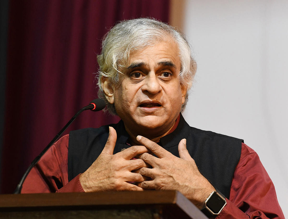 Crisis has gripped the nation at all levels, says P Sainath