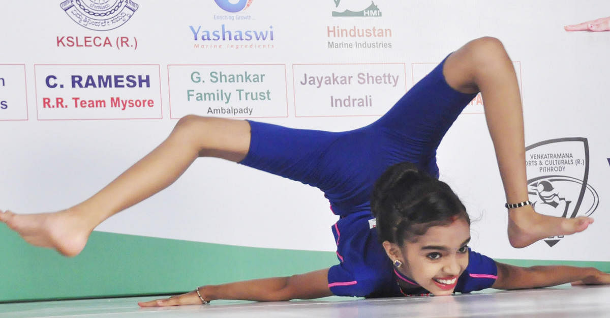 Girl set to create another record in Chakrasana