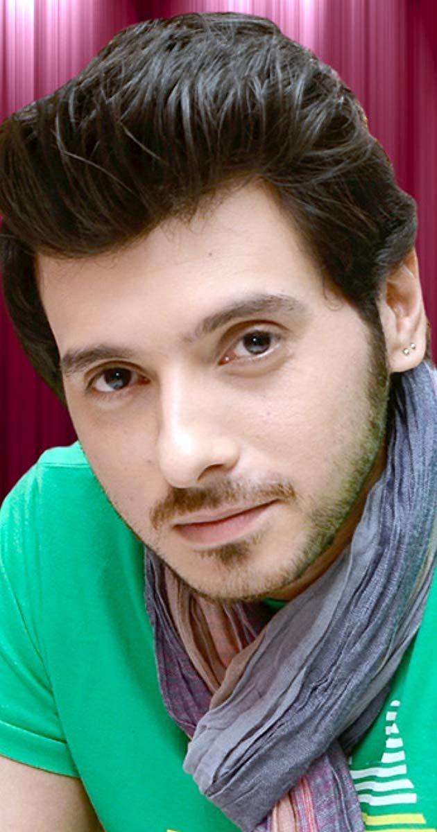 Do films on social issues with a hope to bring change, says Divyendu Sharma