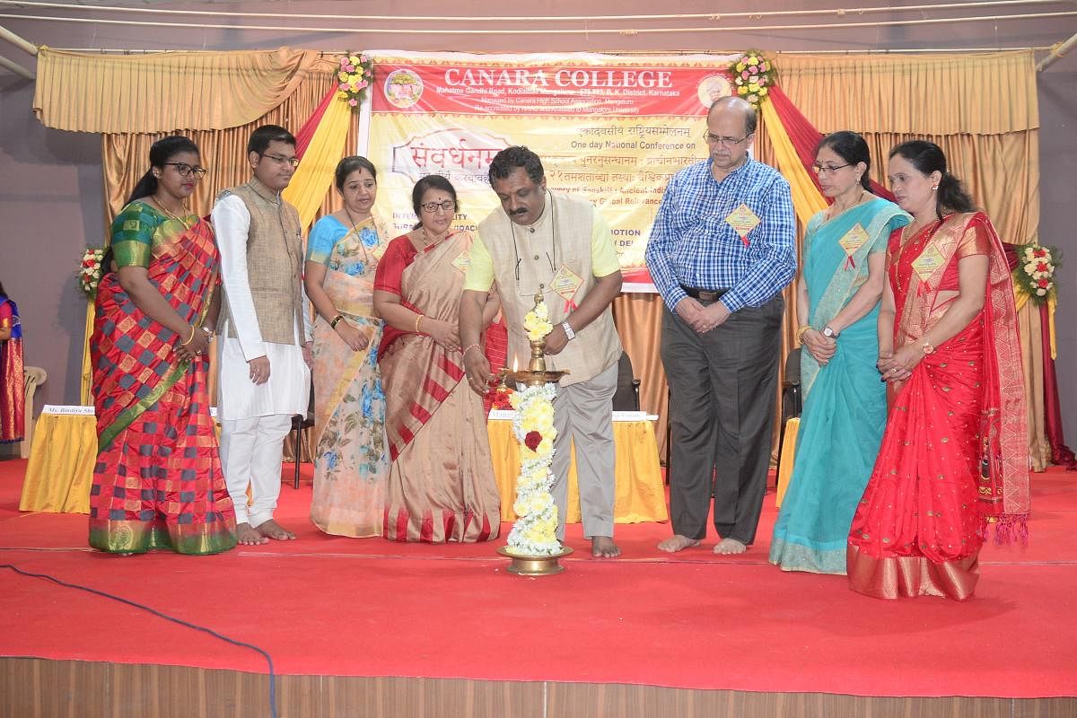 Sanskrit is a knowledge system, says KKSU vice chancellor