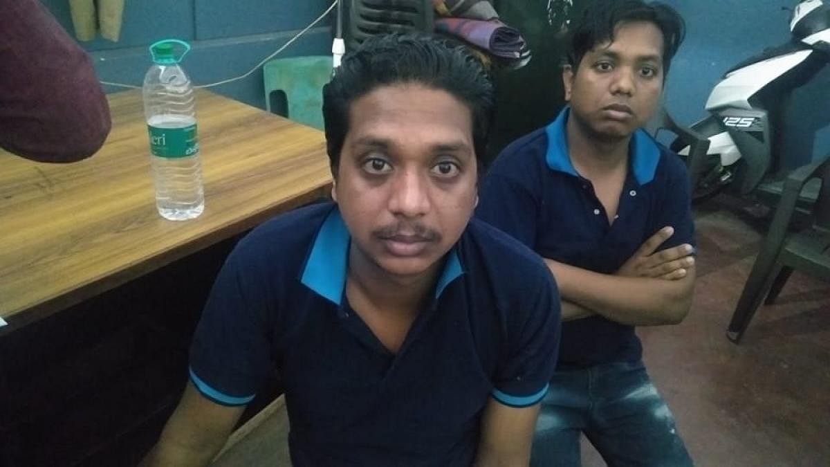 2 illegal migrants from Bangladesh held in Nanjangud