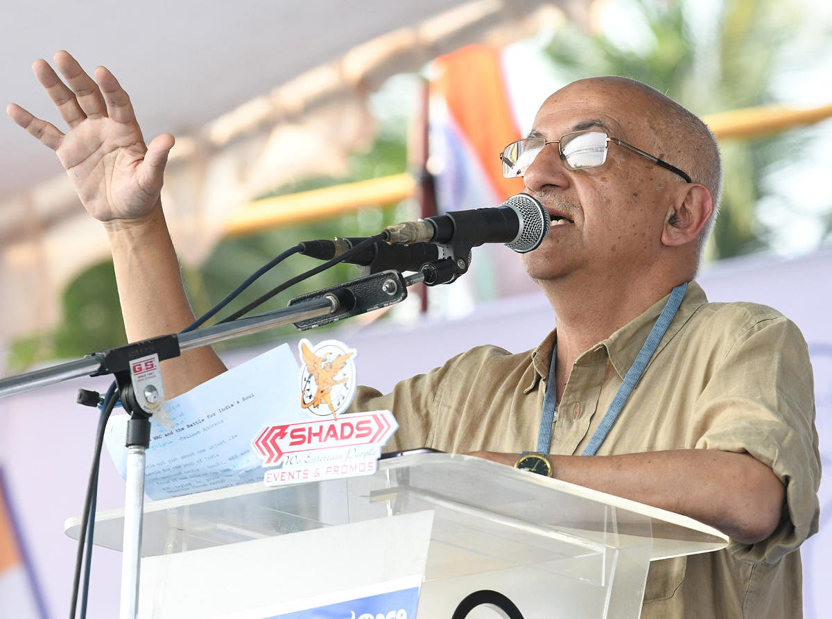SC asks activist Harsh Mander to respond to allegations of hate speeches