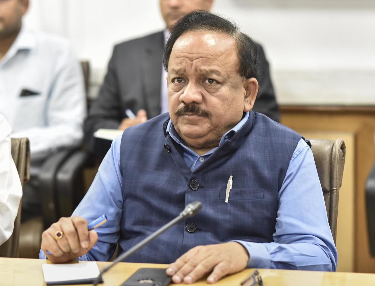  Union Science and Technology Minister Harsh Vardhan  launches helpline for women scientists, students, researchers