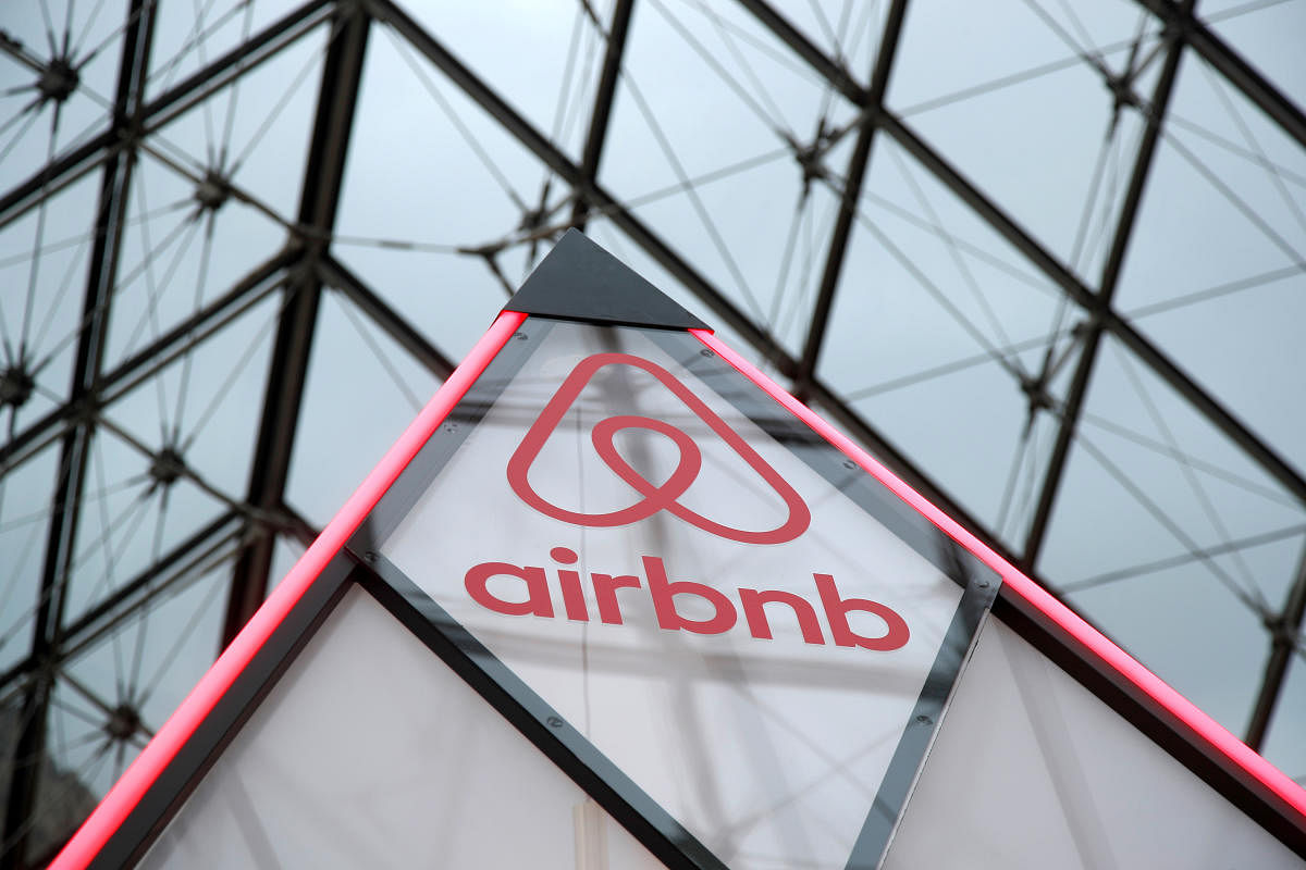 Airbnb holds meeting with bankers to extend $1 billion debt facility: Source