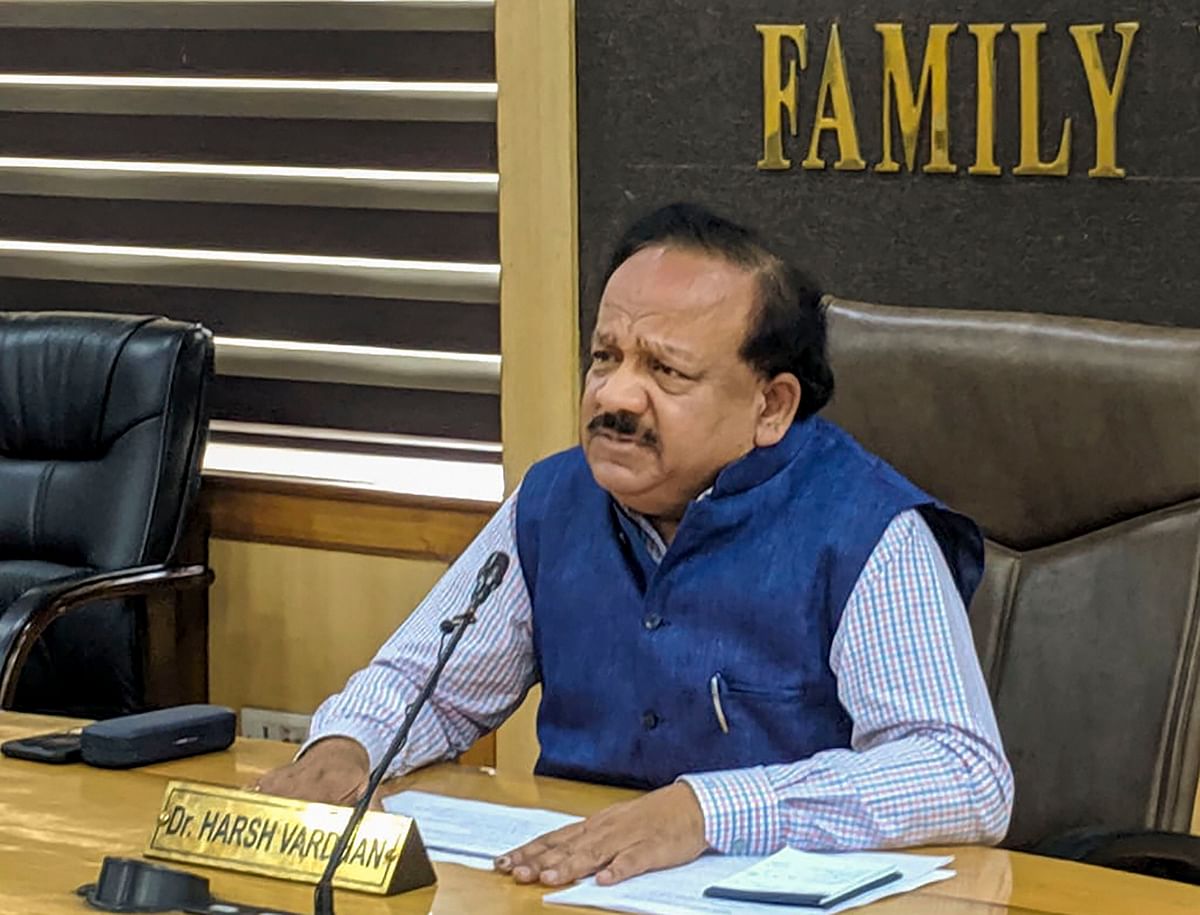 Ensure treatment of pregnant women, dialysis patients despite lockdown: Health min Vardhan to states