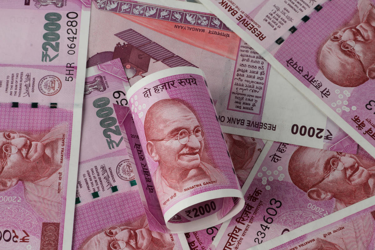 Supply of Rs 2,000 notes down by 69% in FY19
