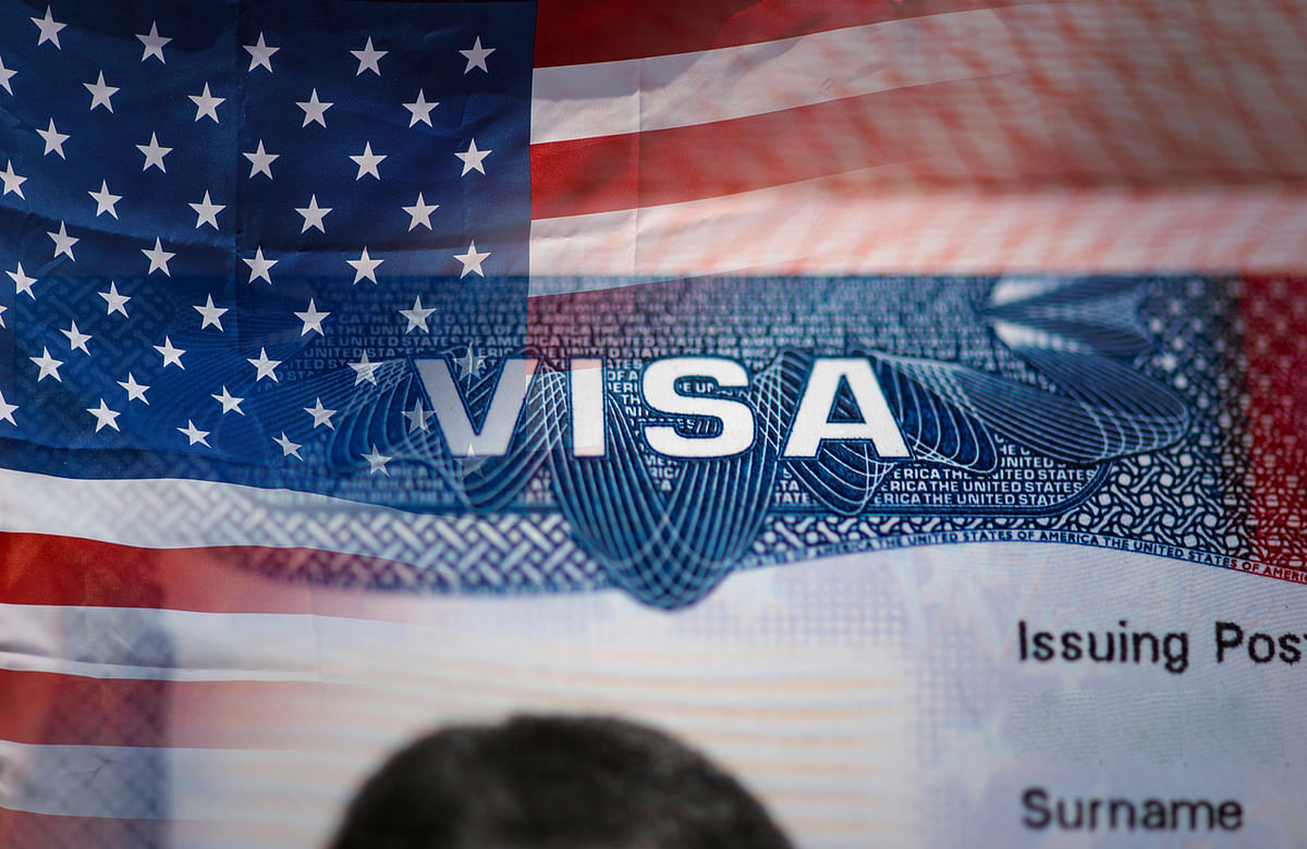 COVID-19: Top senators urge Trump to temporarily suspend all new guest worker visas, including H-1B