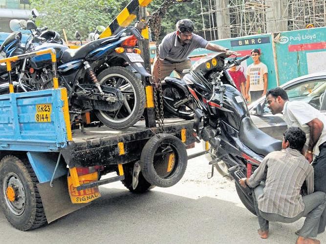 Towed-away bike stolen from traffic police station