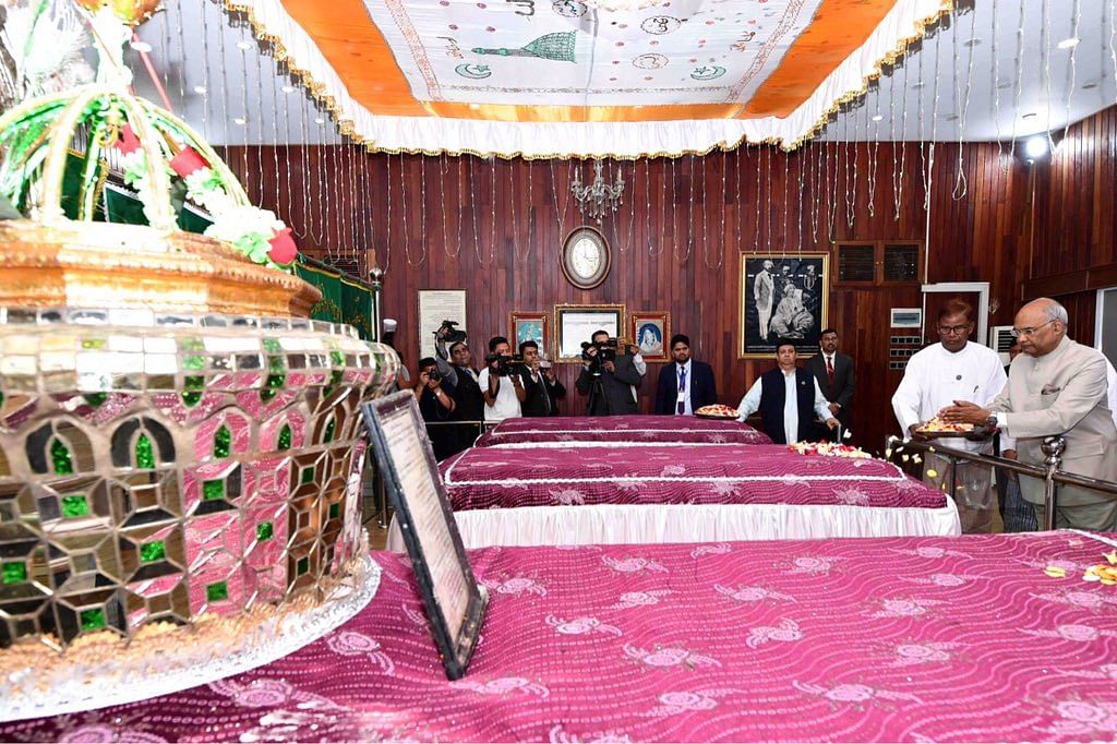 Kovind visits last Mughal ruler Zafar's mausoleum