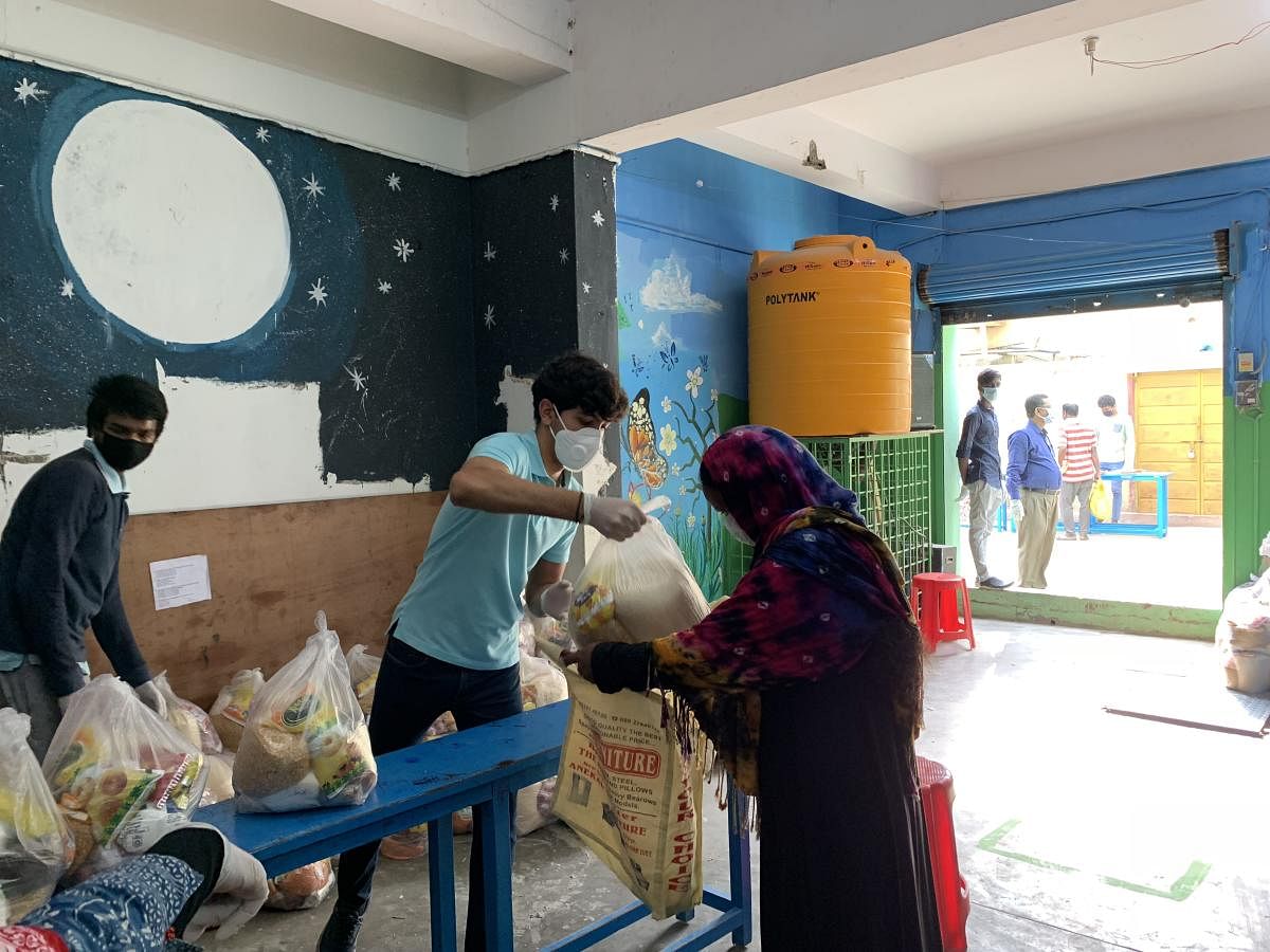 Coronavirus lockdown: Student raises money to help feed the children of daily wage earners