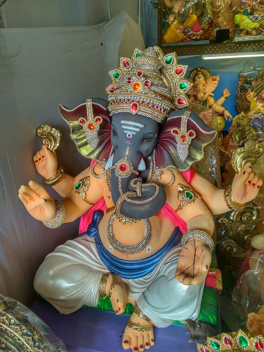 Ganesh Chaturthi in Mumbai: Makers of god
