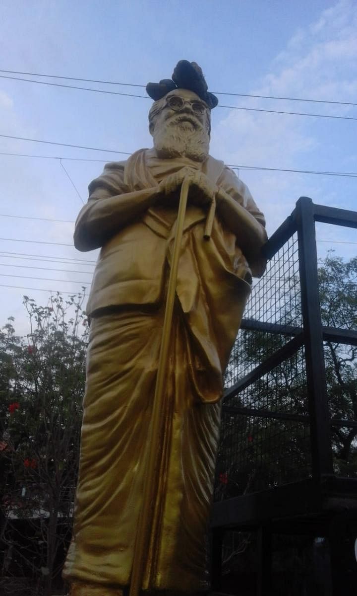 Periyar statues desecrated on 140th birth anniversary