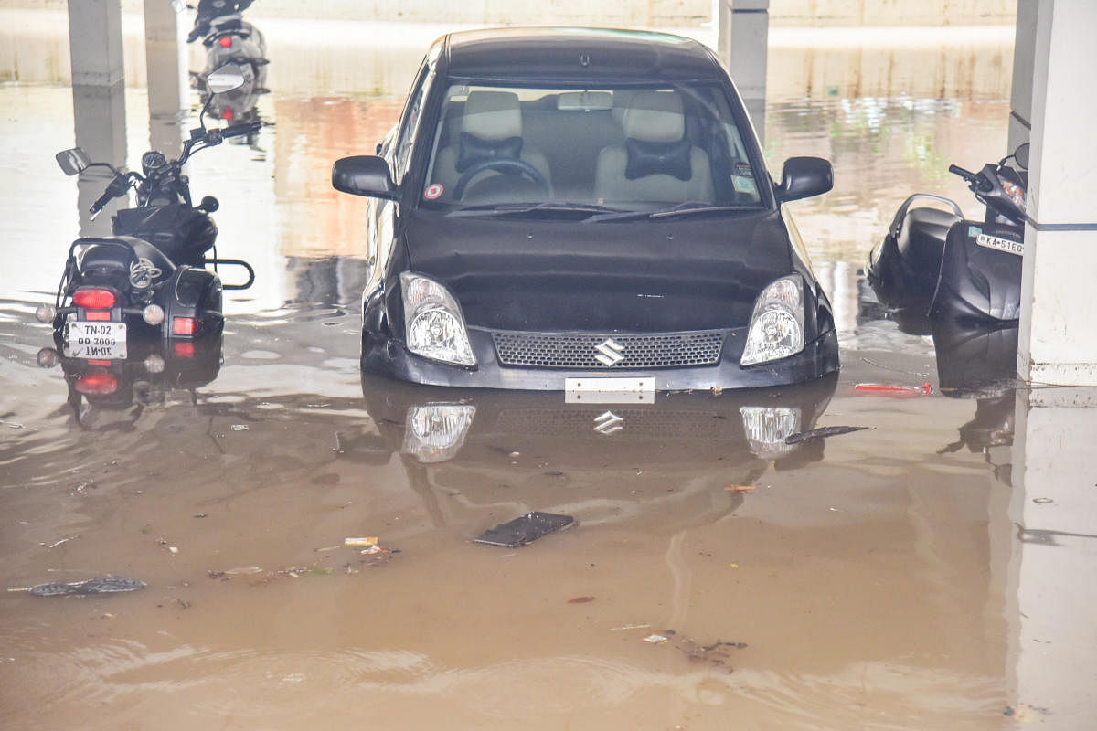 Bannerghatta Rd houses flooded