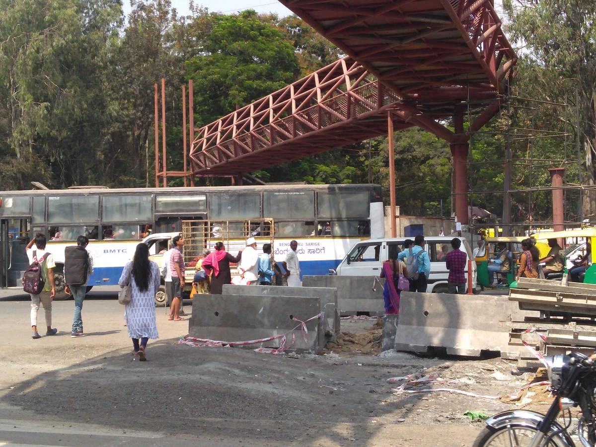 Commuters see the ‘hole’ truth in Bommanahalli