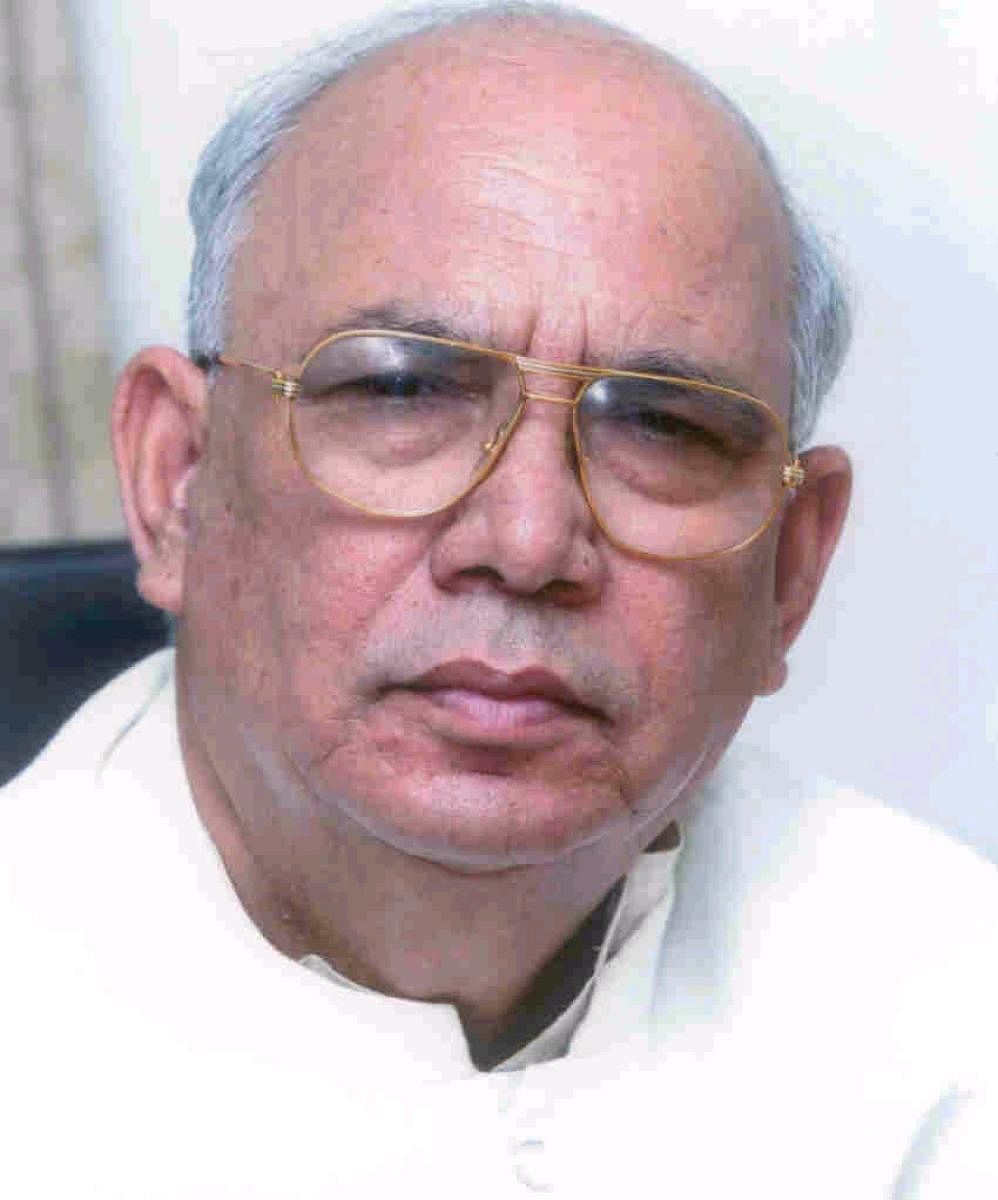 Former Karnataka Governor H R Bhardwaj dies at 82