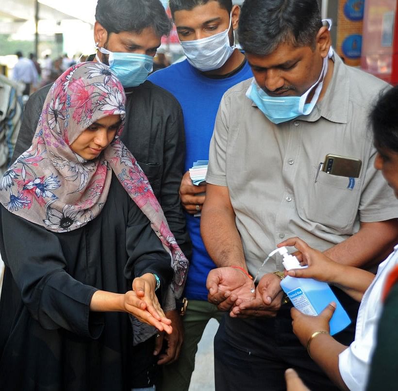 Mumbai: Sanitisers worth Rs 22.13 lakh seized, 1 arrested