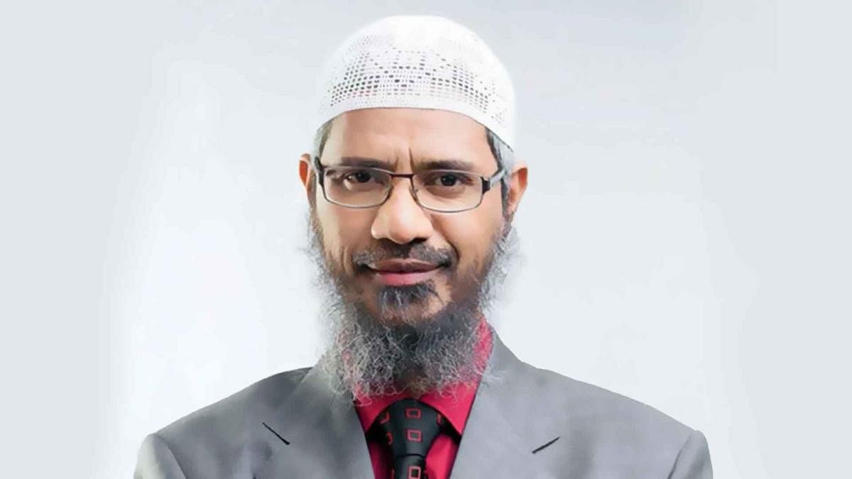 UK media watchdog fines Zakir Naik's Peace TV 300,000 pounds for 'hate speech'