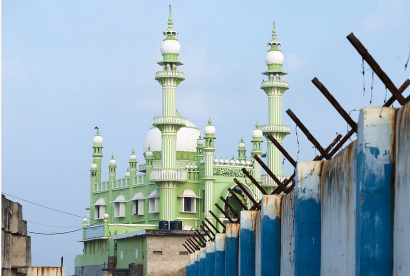 SC notice to Centre on plea for women's entry to mosque