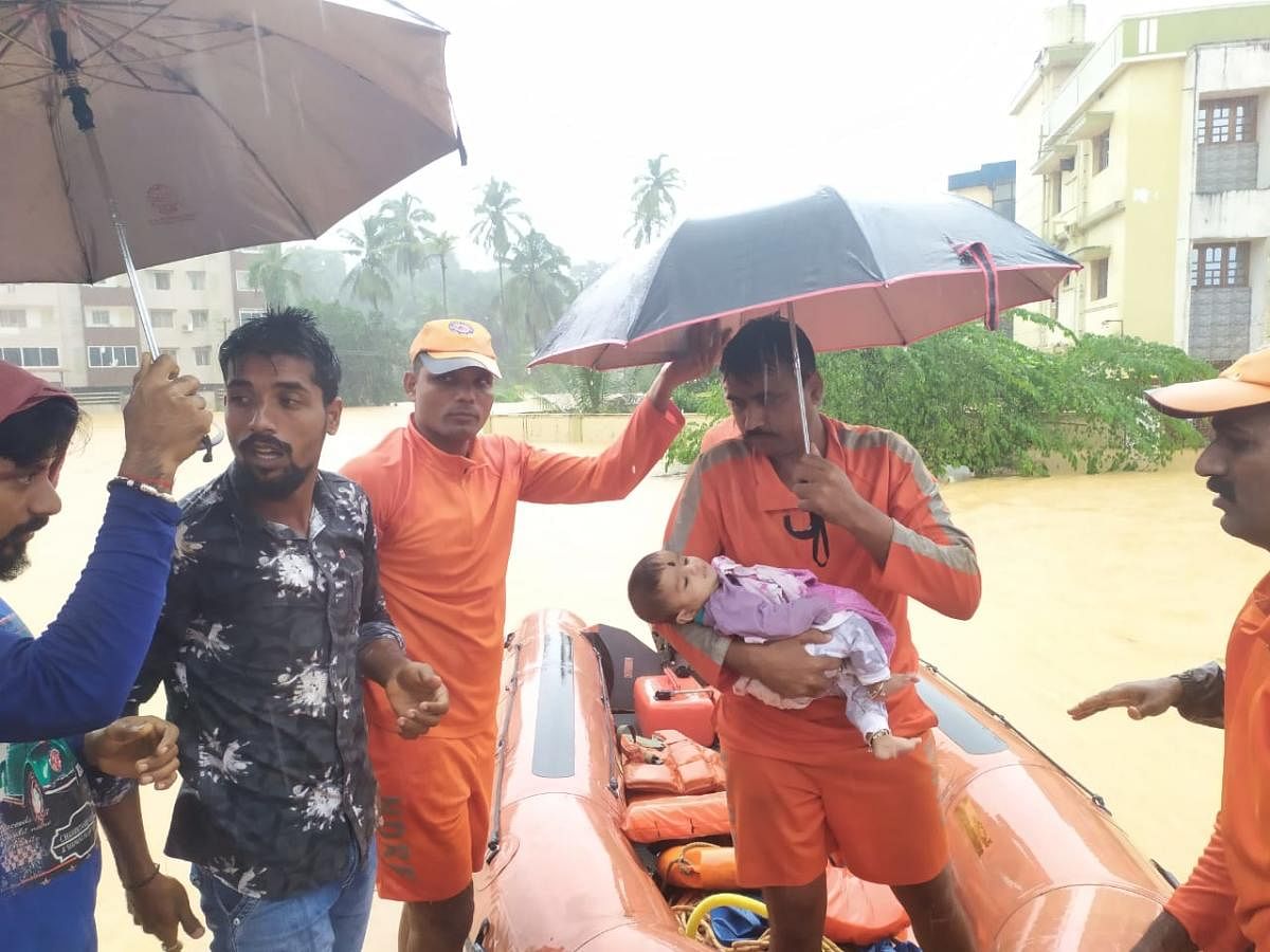 Cong leader Poojary among 1,129 rescued in DK
