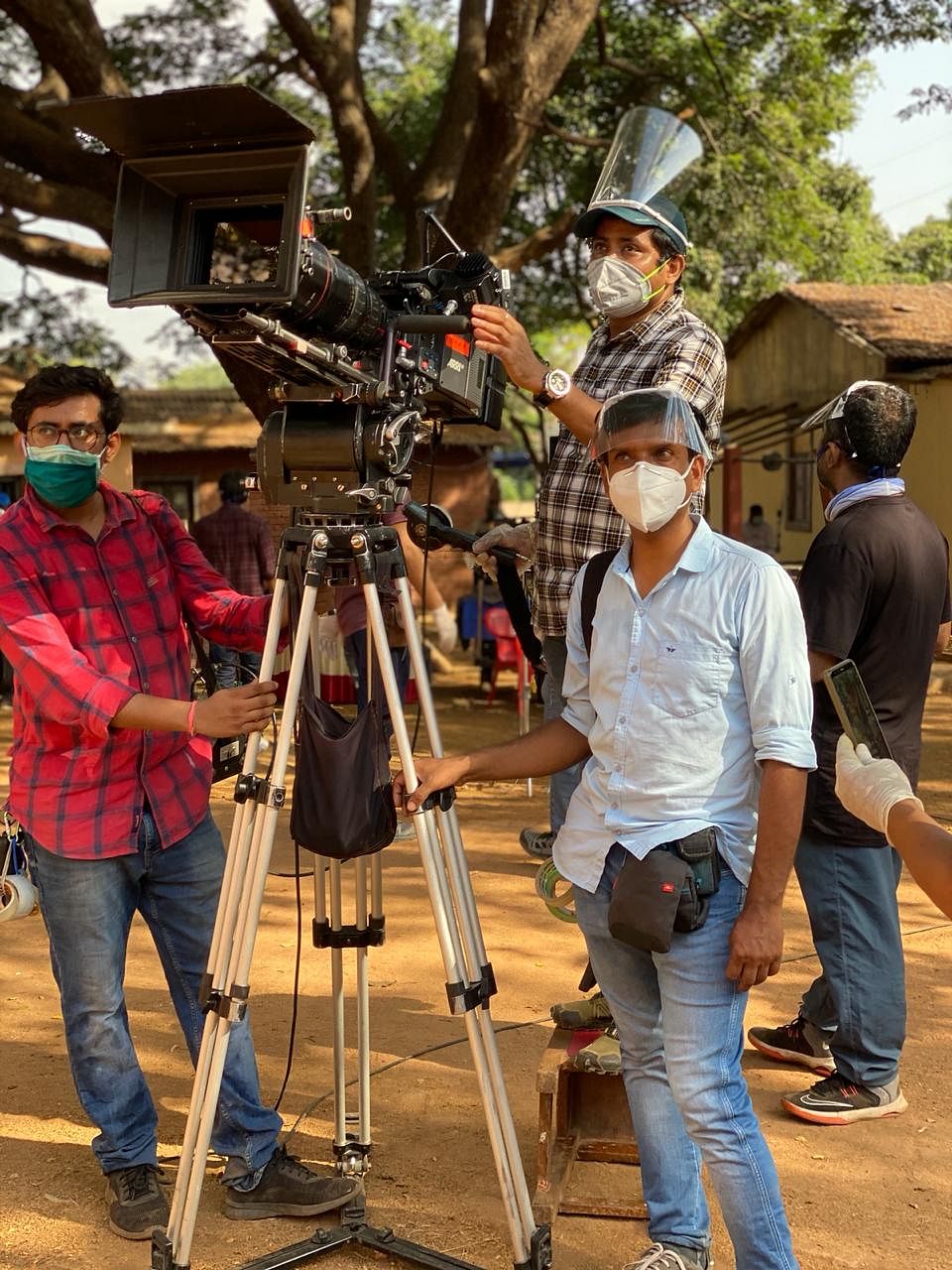 Akshay Kumar, R Balki begin outdoor shoot for short film on coronavirus awareness in Mumbai