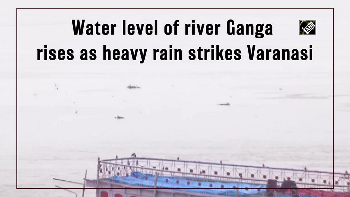 Water level of river Ganga rises as heavy rain strikes Varanasi
