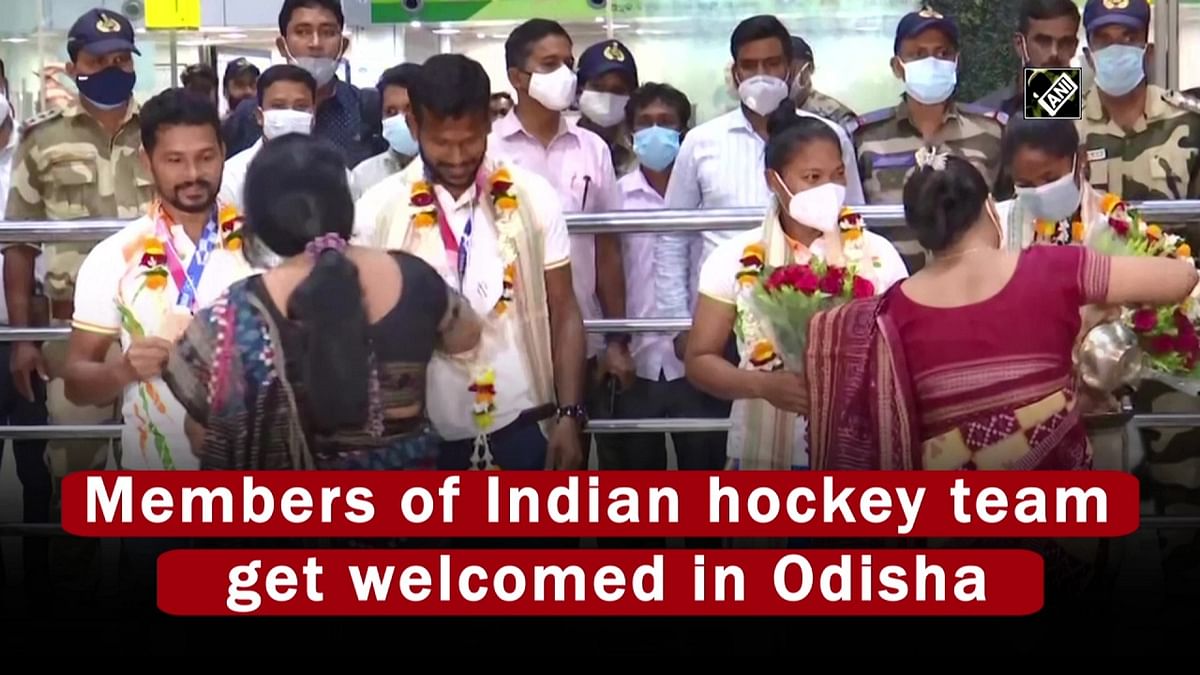 Members of Indian men's hockey team get warm welcome in Odisha