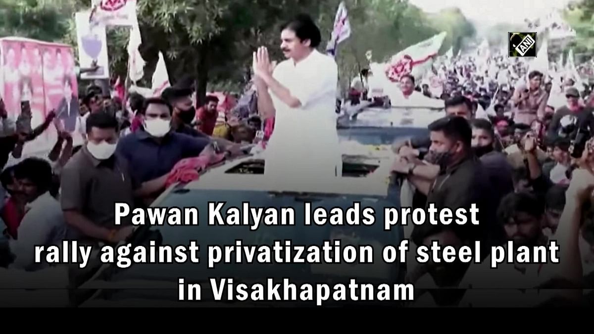 Pawan Kalyan leads protest rally against privatisation of steel plant in Visakhapatnam