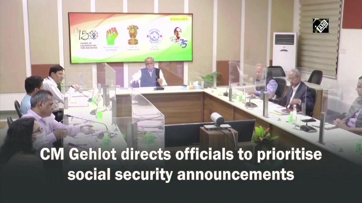Gehlot directs officials to prioritise social security announcements