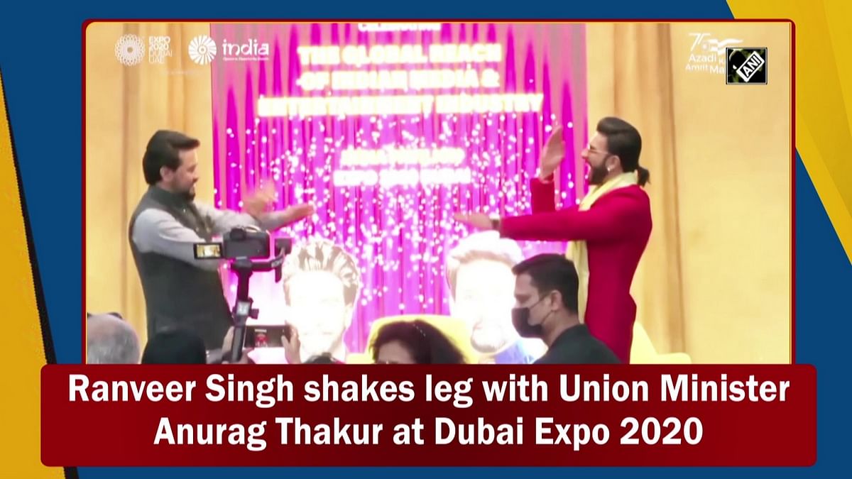 Ranveer Singh shakes leg with Anurag Thakur at Dubai Expo 2020