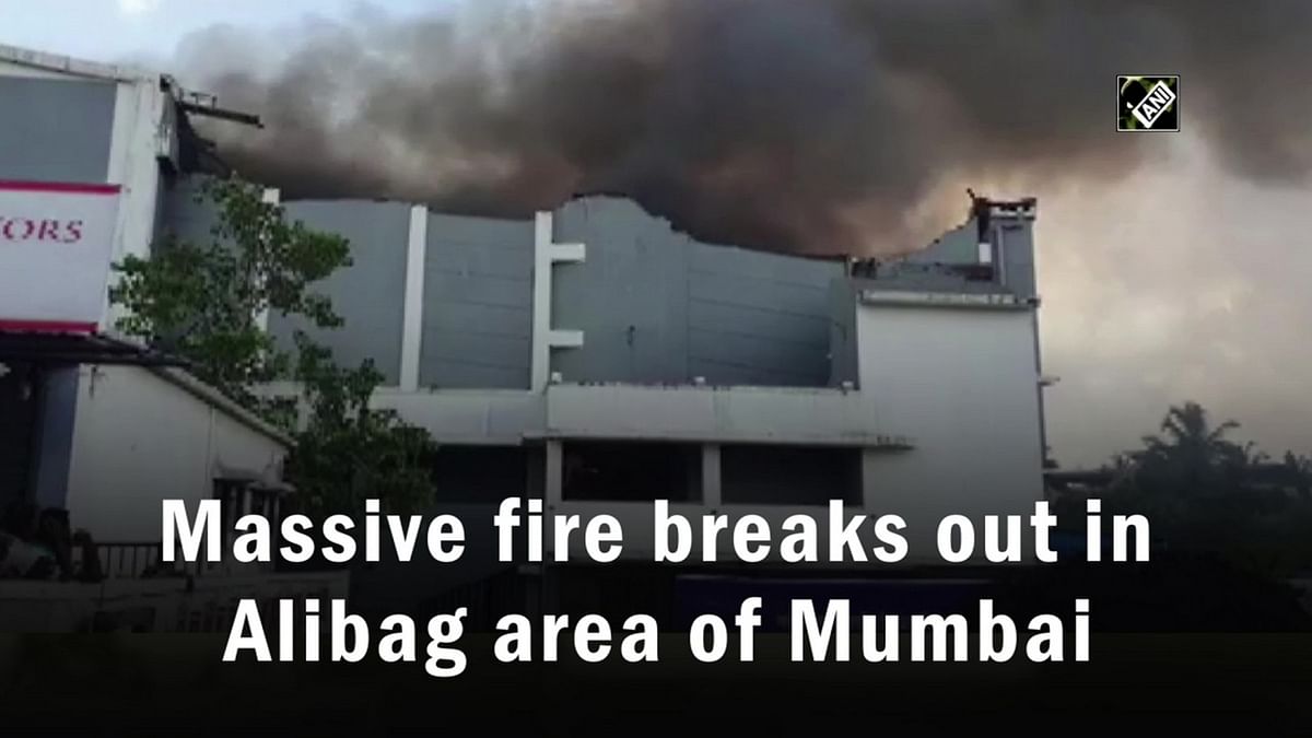 Massive fire breaks out in Alibag area of Mumbai