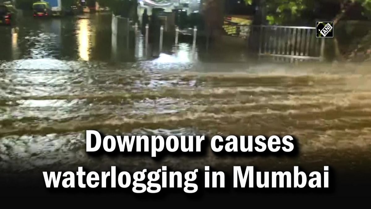 Downpour causes waterlogging in Mumbai  