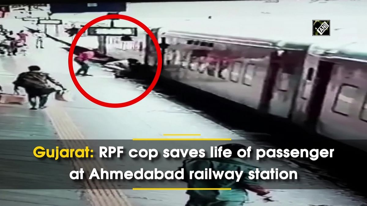 Gujarat: RPF cop saves life of passenger at Ahmedabad railway station