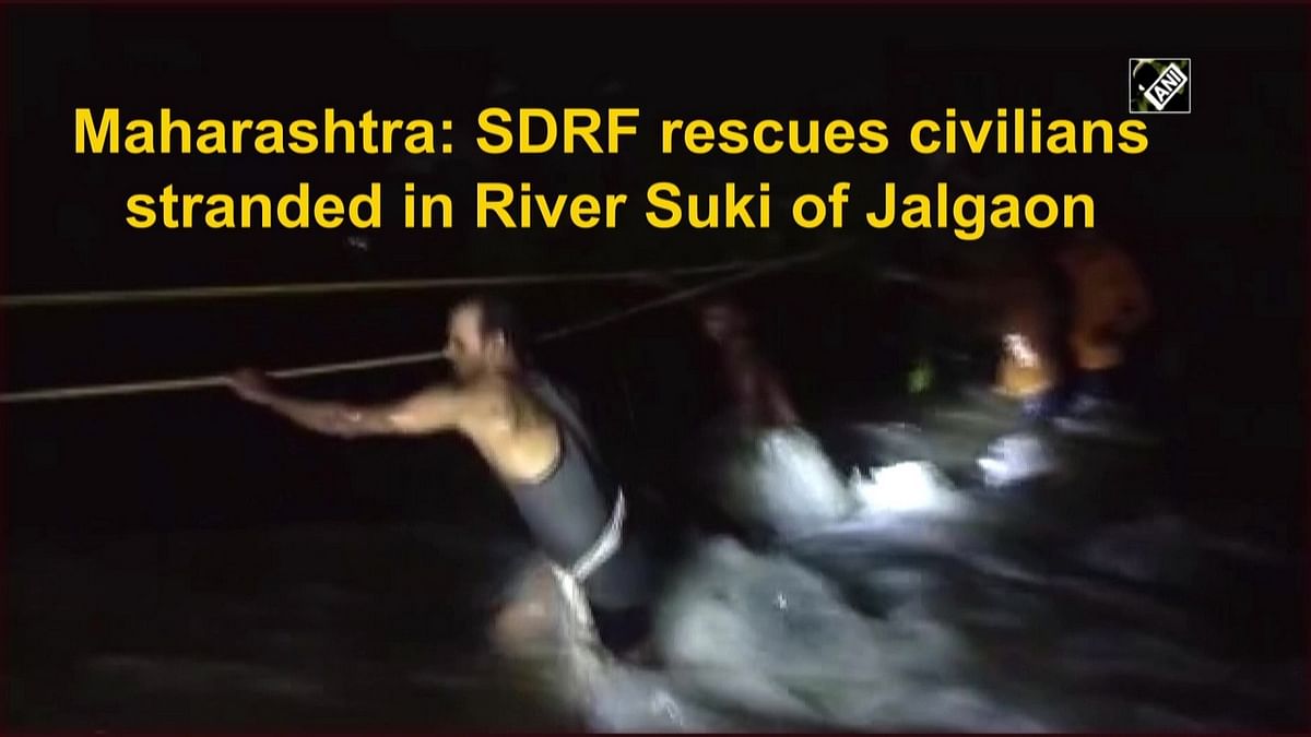 Maharashtra: SDRF rescues civilians stranded in River Suki of Jalgaon
