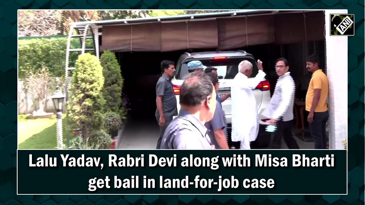 Lalu Yadav, Rabri Devi along with Misa Bharti get bail in land-for-job case