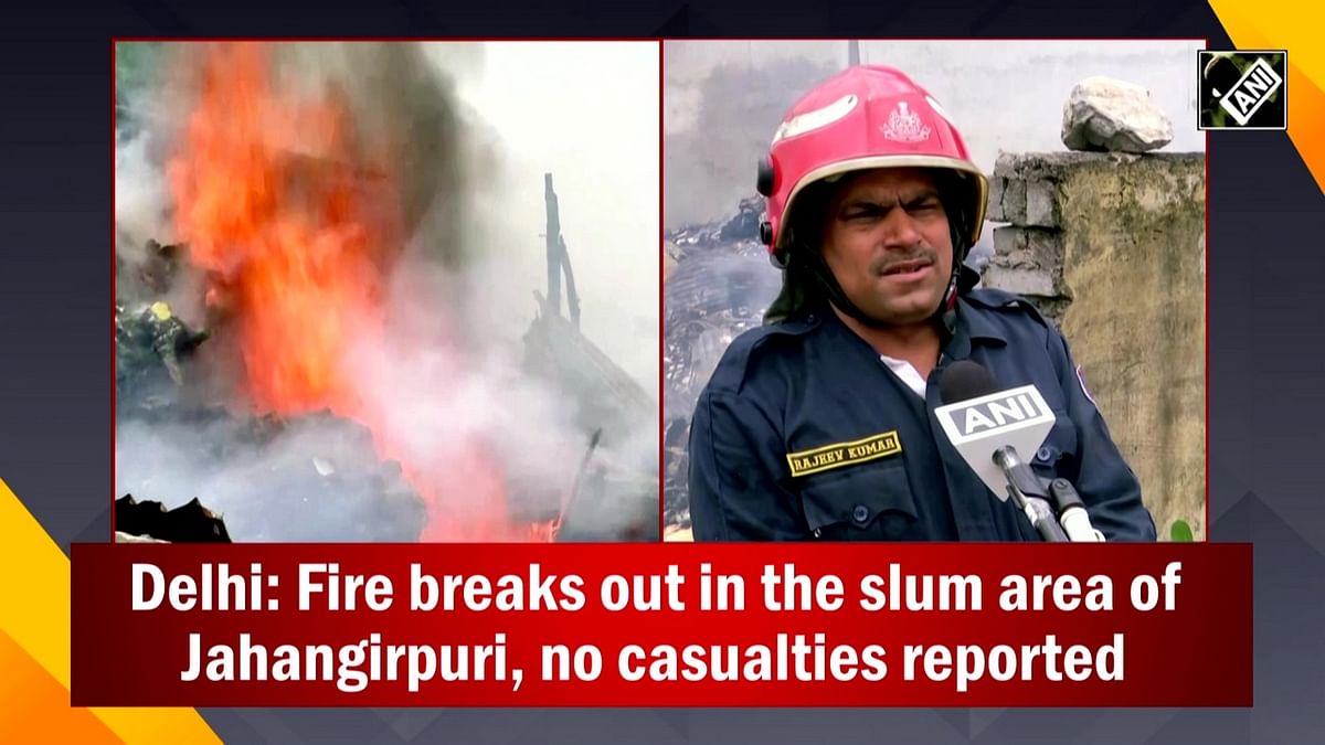Delhi: Fire breaks out in slum area of Jahangirpuri