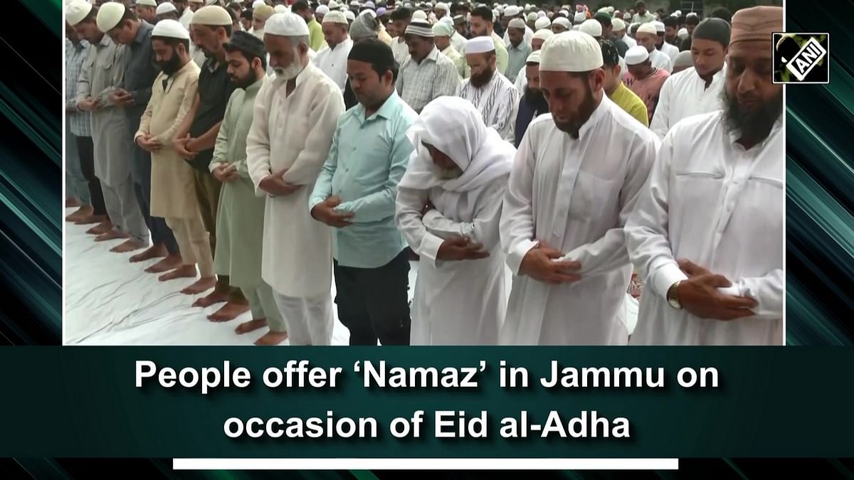 People offer ‘Namaz’ in Jammu on occasion of Eid al-Adha