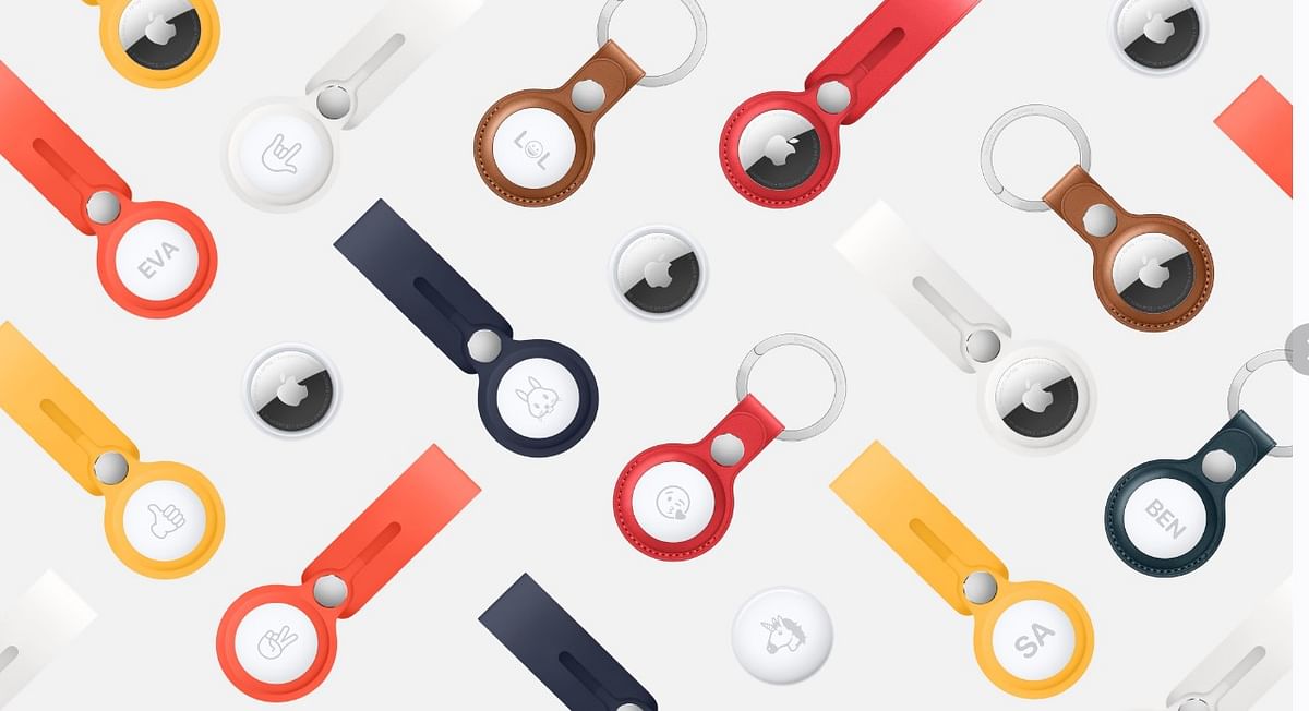 Apple offers in-house branded accessories and also the engraving option for consumers while buying AirTag on its official online store. (Credit: Apple)